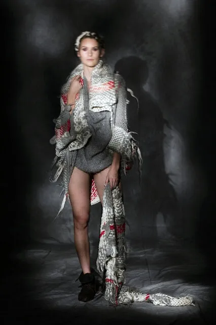 Amano hand Woven kimono coat - BLACK