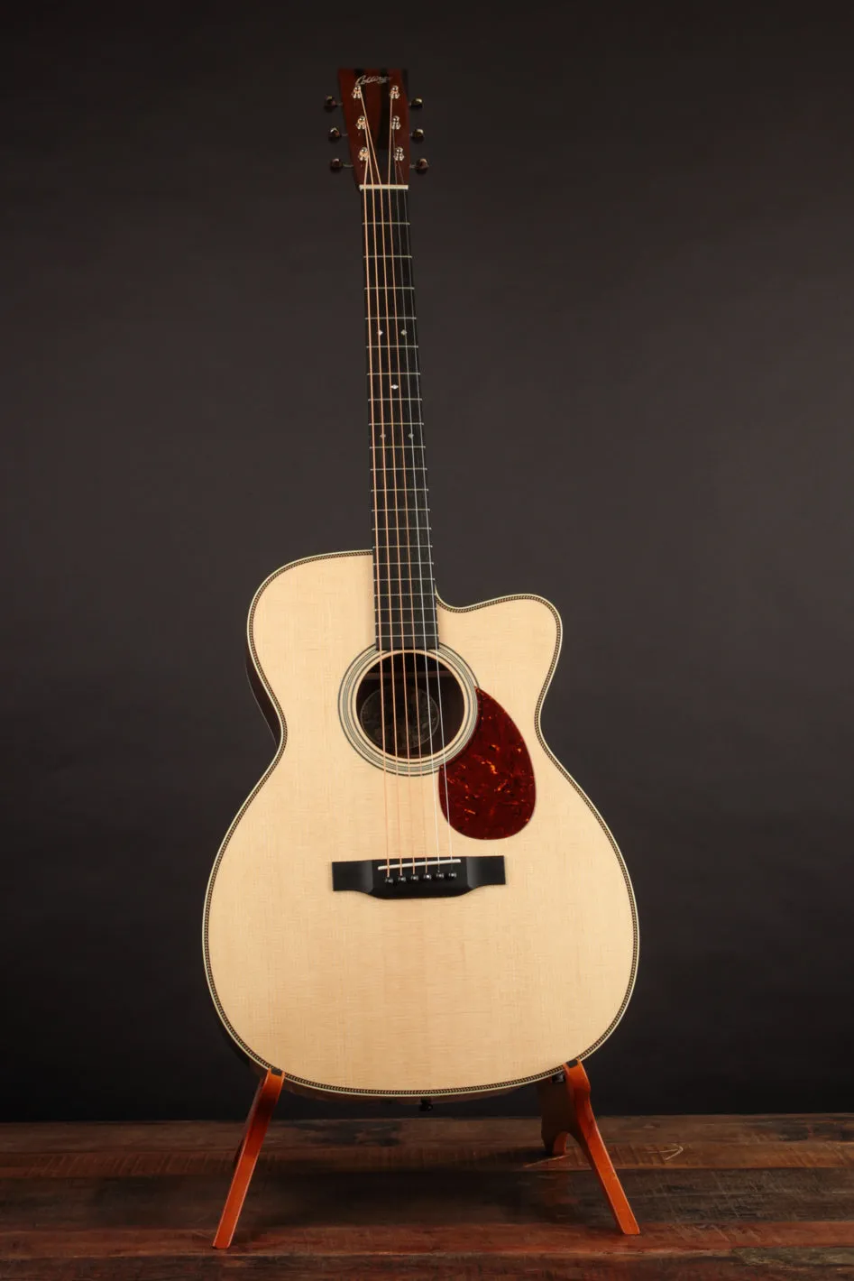 Collings OM2HC Cutaway