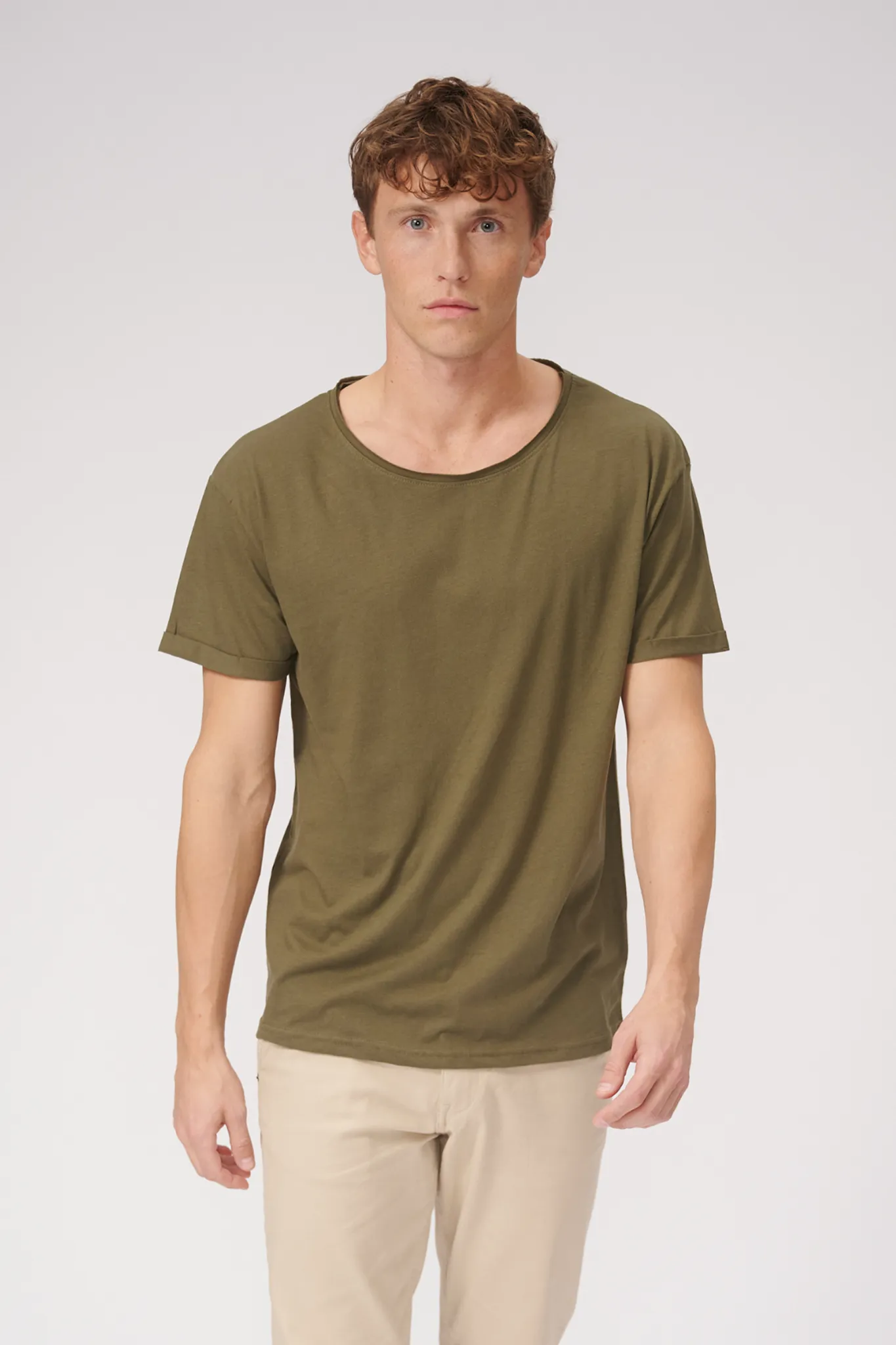 Deep Neck T-shirt - Olive Green