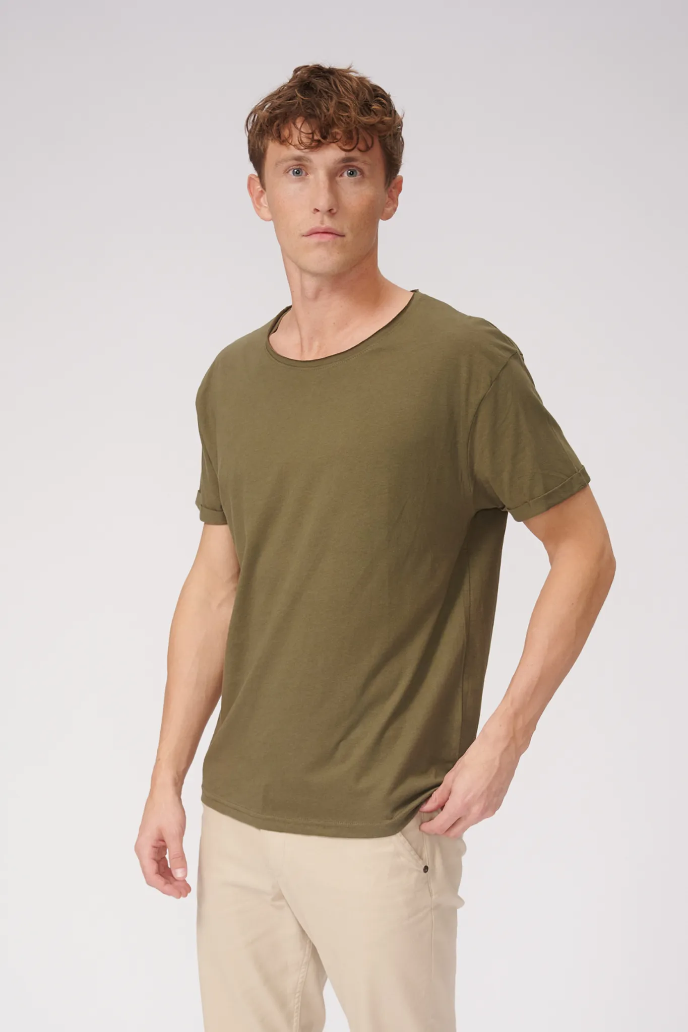 Deep Neck T-shirt - Olive Green