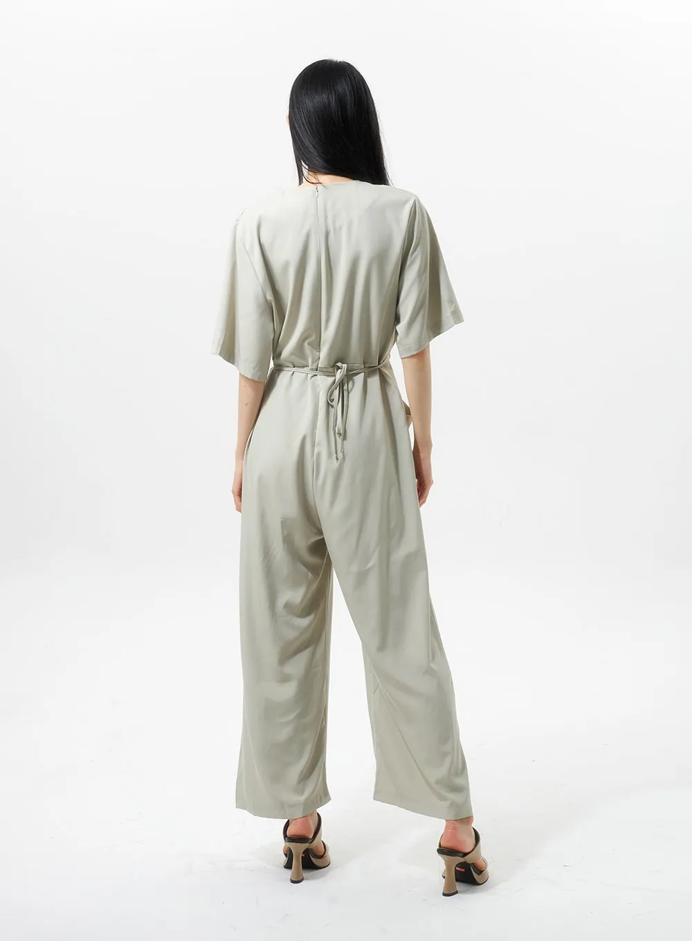 V-Neck Jumpsuit IU326