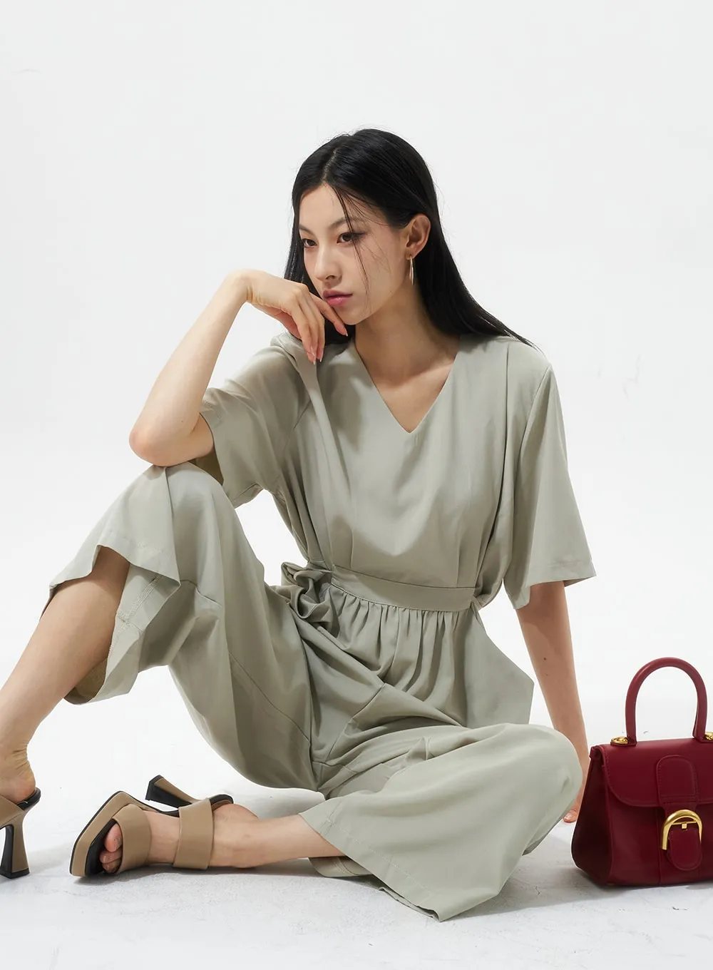V-Neck Jumpsuit IU326