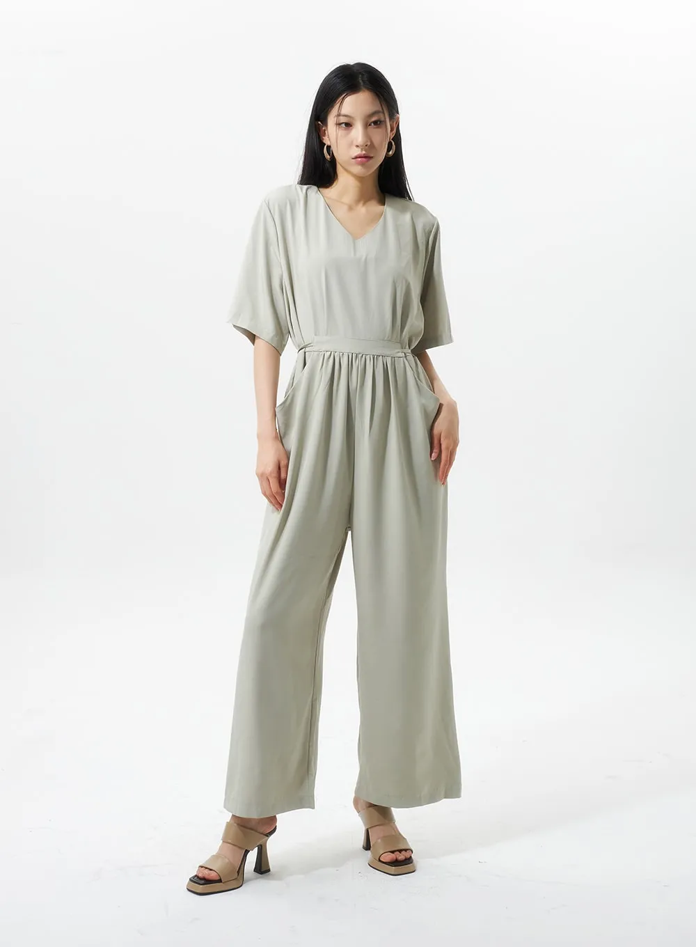 V-Neck Jumpsuit IU326